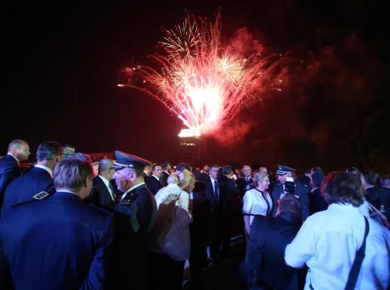 Na Trgu bana Josipa Jelačića održan je vatromet za kraj ceremonije.