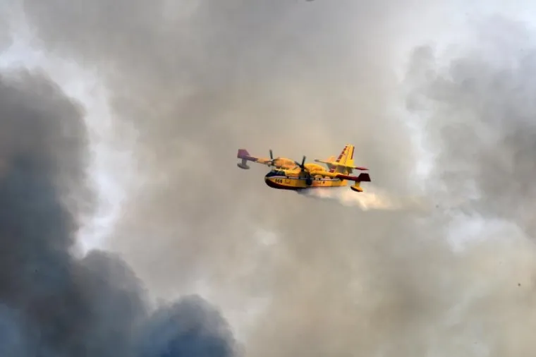 VATRENA STIHIJA: Požar ponovo prijetio &scaron;ibenskom zaleđu