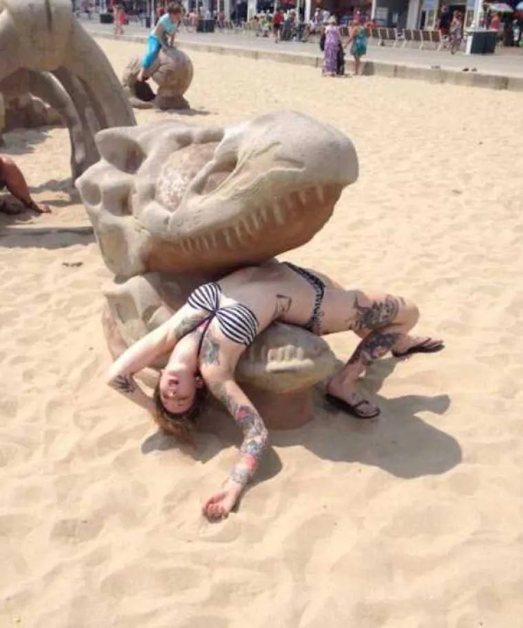 Tko kaže da kipovi nisu zabavni?