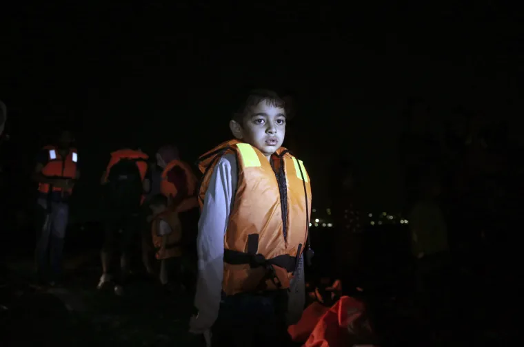 Neredi u Grčkoj: imigranti se sukobili s policijom