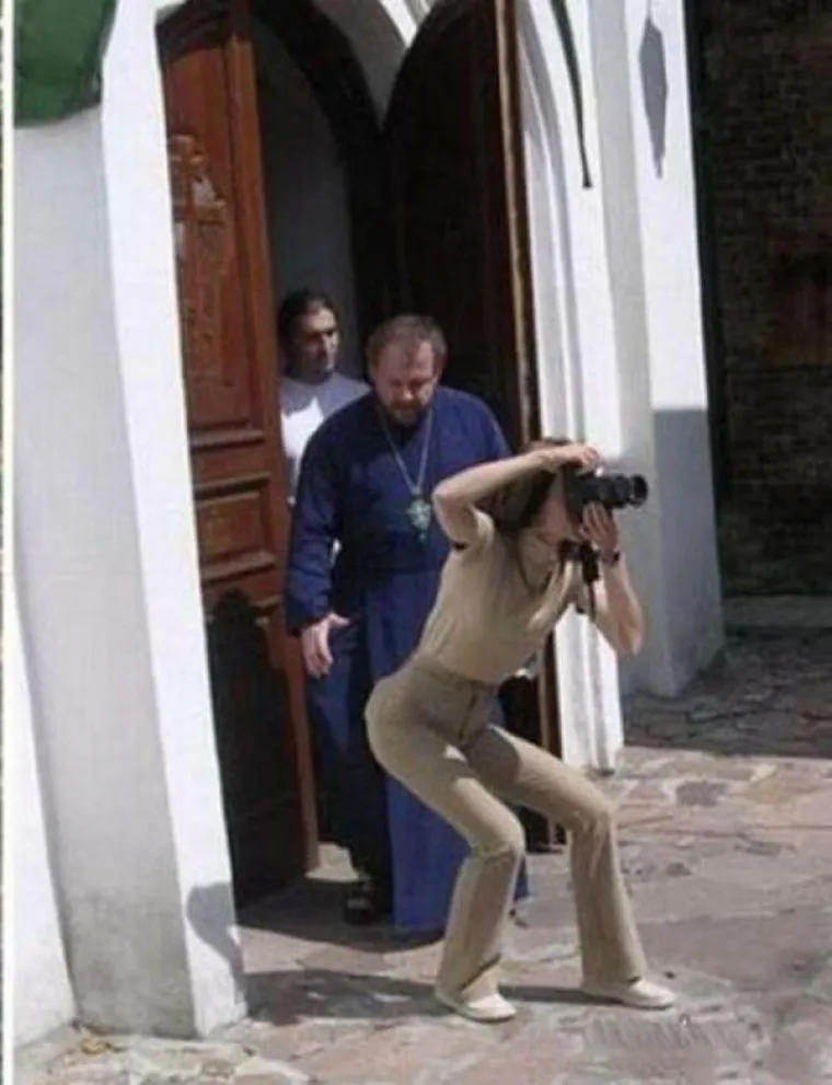 Neki mu&scaron;karci ba&scaron; vole buljiti u grudi i guze, a ovi su uhvaćeni na djelu