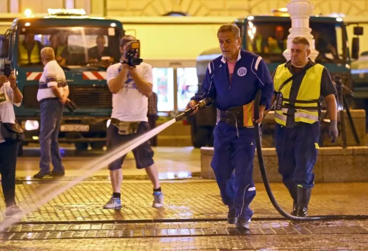 U RANU ZORU: Bandić čistio zagrebačke ulice