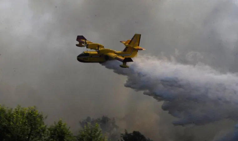Veliki požar u zaleđu Vodica: vatra zaprijetila kućama