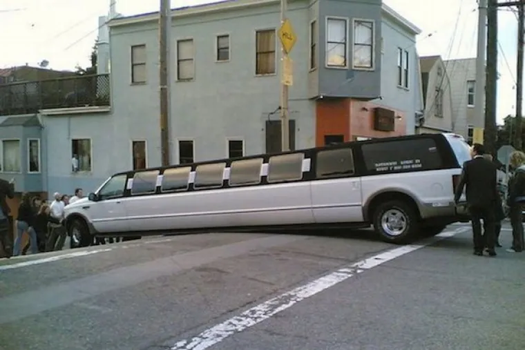 Kako je uopće fizički moguće da je netko ovako loš vozač?!