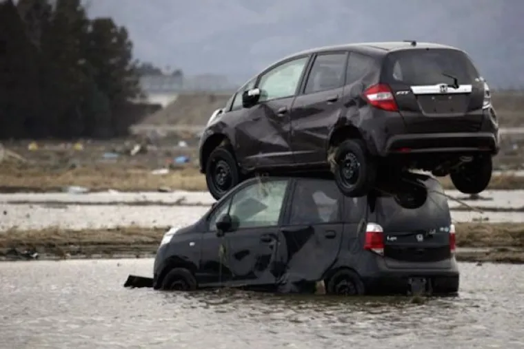 Kako je uopće fizički moguće da je netko ovako loš vozač?!