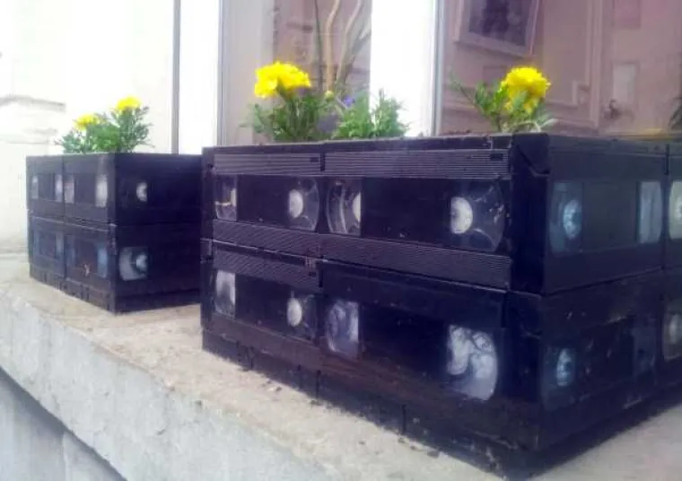 Stare video i audio kasete vam skupljaju vam pra&scaron;inu po policama? Evo rje&scaron;enja