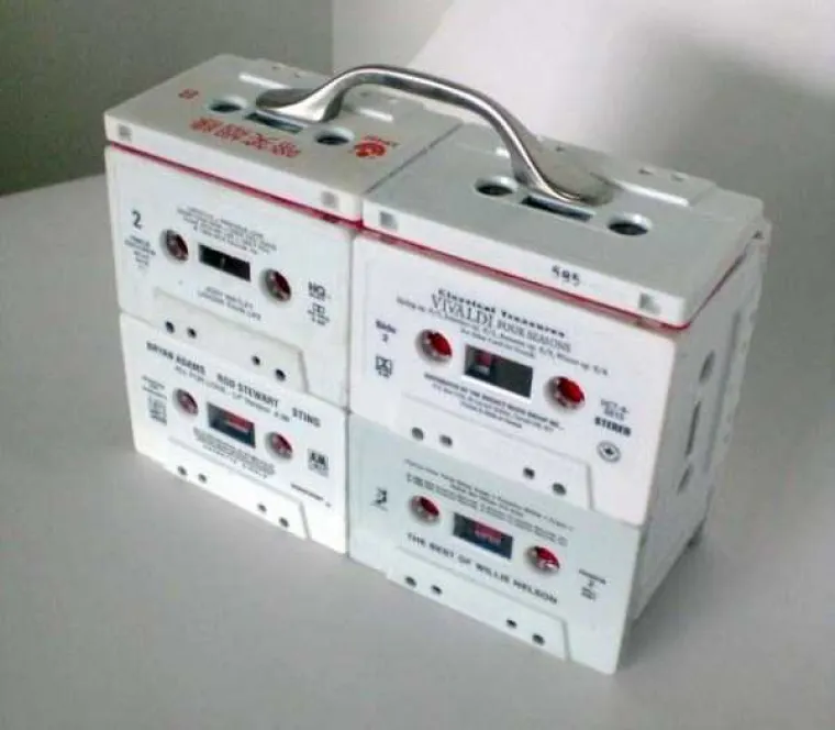 Stare video i audio kasete vam skupljaju vam pra&scaron;inu po policama? Evo rje&scaron;enja