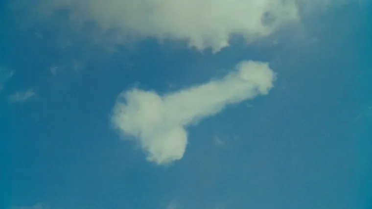 OD SITNIH DO GIGANTSKIH: Nebo je prepuno penisa, samo treba podignuti pogled