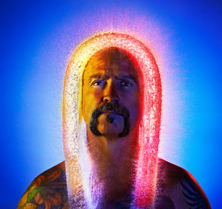 NAPRAVIO IM JE PERIKE OD VODE: Čudesne fotografije igre vode, svjetla i ćelavih glava