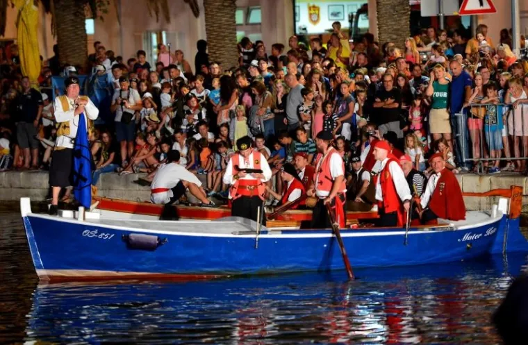 Rekonstrukcija gusarske bitke oduševila posjetitelje Omiša