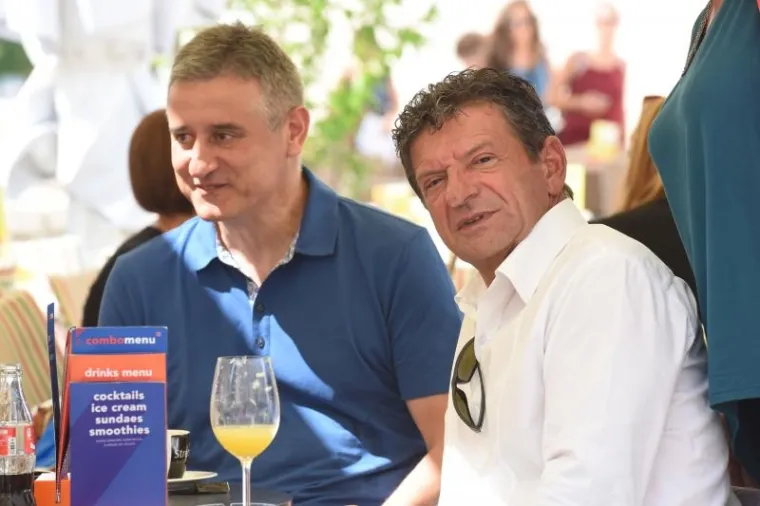 KAVA NA FORUMU: Gotovina se družio s Karamarkom i Kalmetom