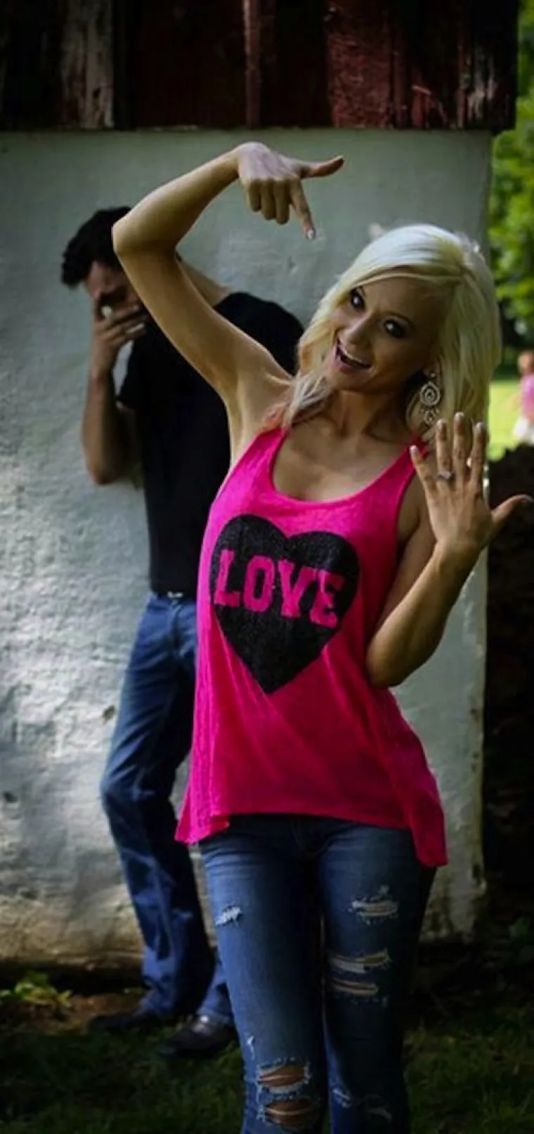 Zaruke proslavili fotkama koje su toliko jedinstvene da se nikada ne bi trebale ponoviti