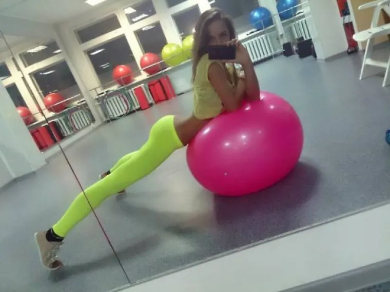 SAMO ZA ODRASLE: Ovako se roditelji zabavljaju kad nema klinaca u blizini