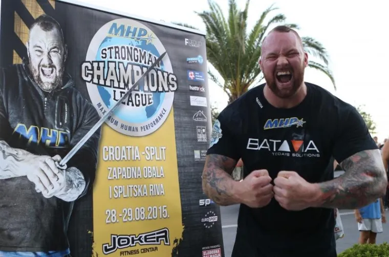 Zvijezda serije Igra prijestolja, Hafthor Bjornsson, bio je pobjednik prvog dana natjecanja.