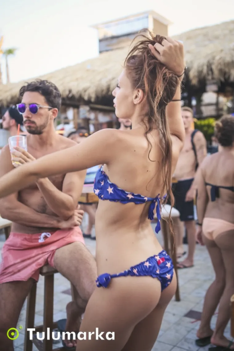 NAJSEKSI OPRO&Scaron;TAJ OD SEZONE: Komadi sa Zrća pozdravili ljeto u velikom stilu