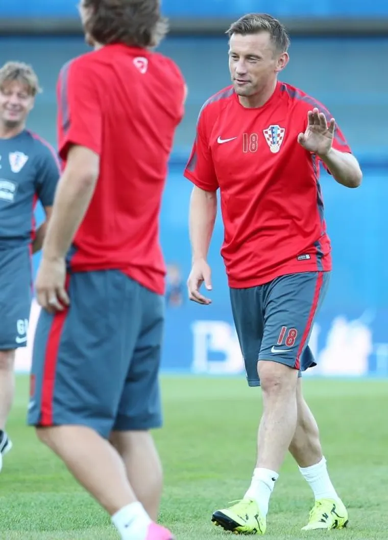 Navečer su Vatreni u Maksimiru odradili i prvi trening pod budnim okom izbornika Nike Kovača.