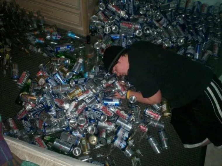 Svakog vikenda sve vi&scaron;e klinaca odluči da 'vi&scaron;e nikada neće piti'