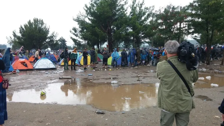 Snimatelj Dražen &Scaron;imić sa izbjeglicama u Makedoniji