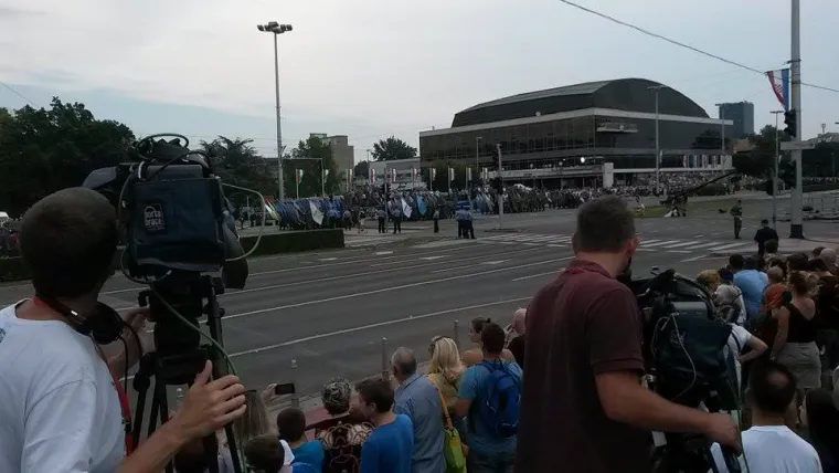 Ekipa RTL-a na vojnom mimohodu u Zagrebu