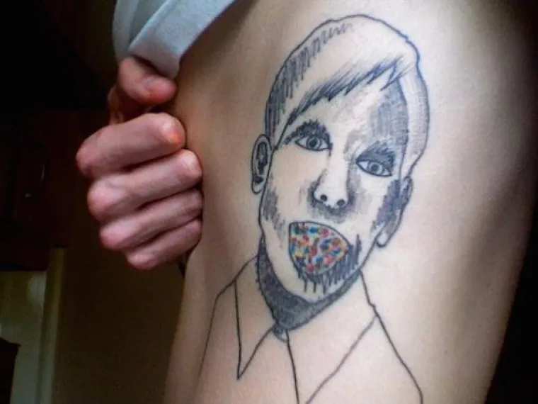 Neke tetovaže su toliko glupe da bi trebale biti protuzakonite