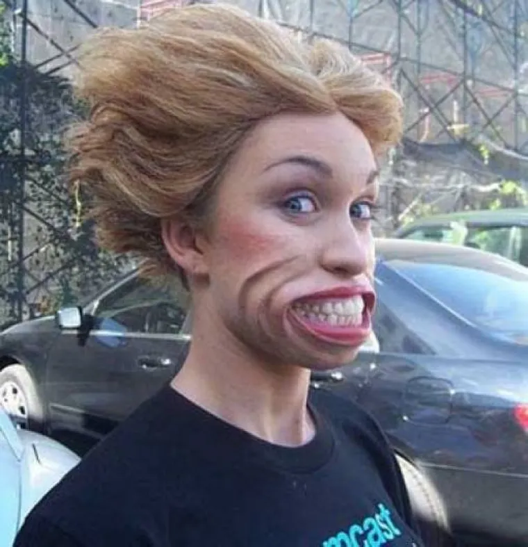 Jak vjetar poigrao se s njihovim lepr&scaron;avim haljinicama, ali prema drugim stvarima nema milosti