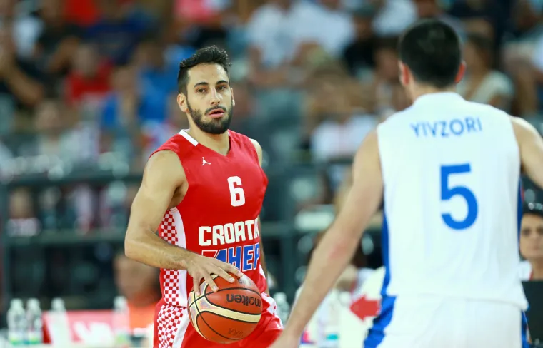 6	Rok Stipčević	        B	1.85	      20.05.1986.	Maribor (Slo)		Dinamo Sassari