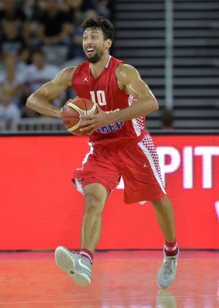 10	Roko Leni Ukić  	B	1.96        05.12.1984.	Split (Hrv)		        bez kluba