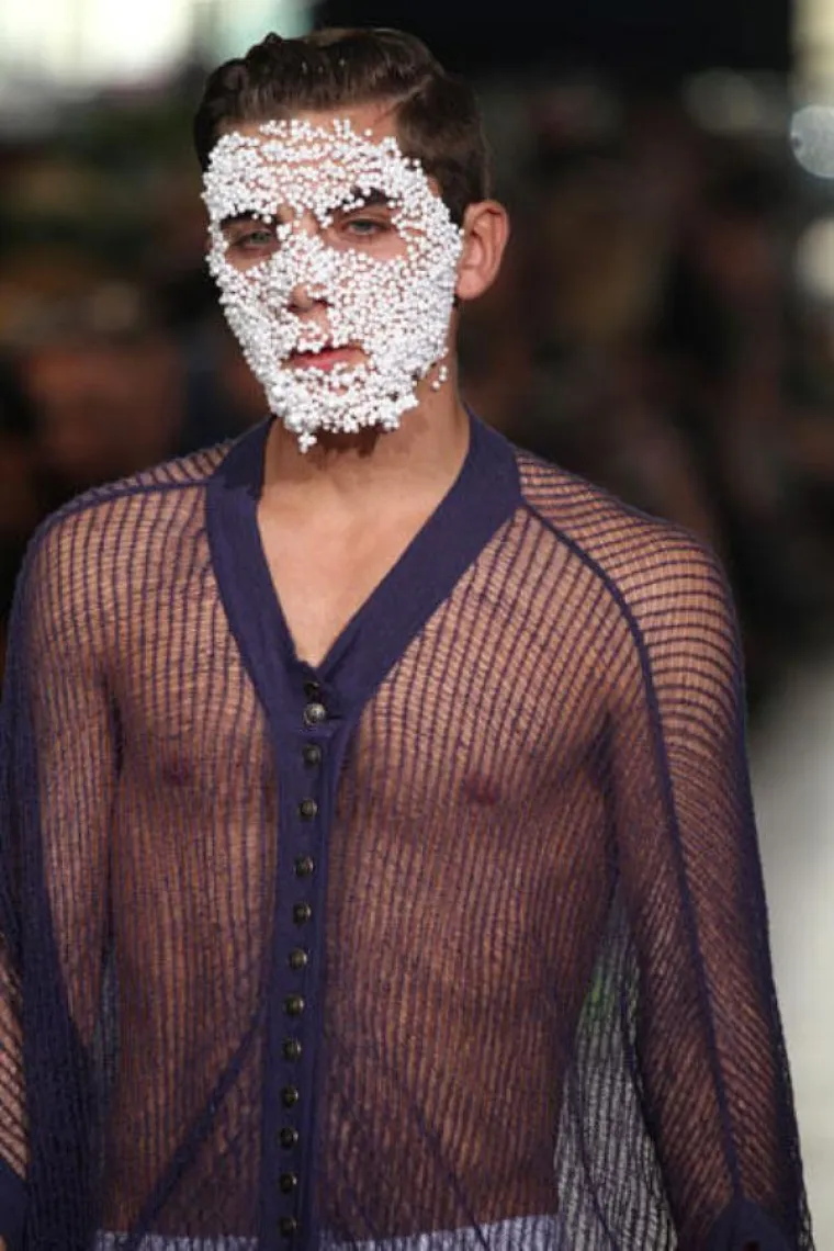 ŽIVI UŽAS: Trudili se ispasti seksi, a na kraju se samo osramotili na najgori mogući način