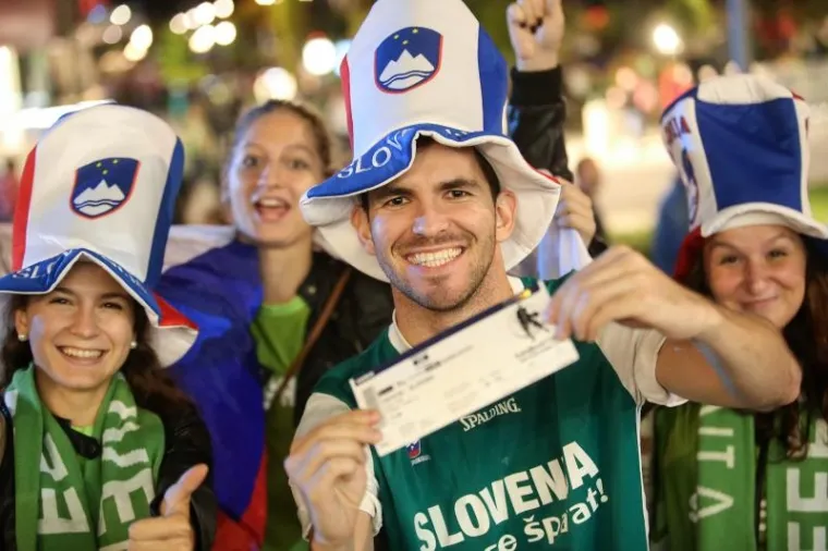 HRVATSKA - SLOVENIJA: Navijačka borba za Zagreb