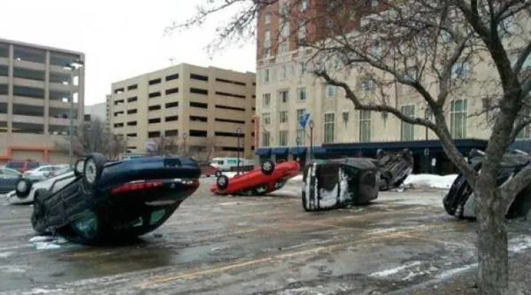 I tako je zapuhao vjetar.