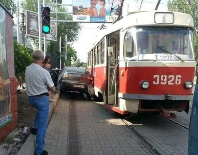 I tako je rekao, nema frke može&scaron; tu ostaviti auto.
