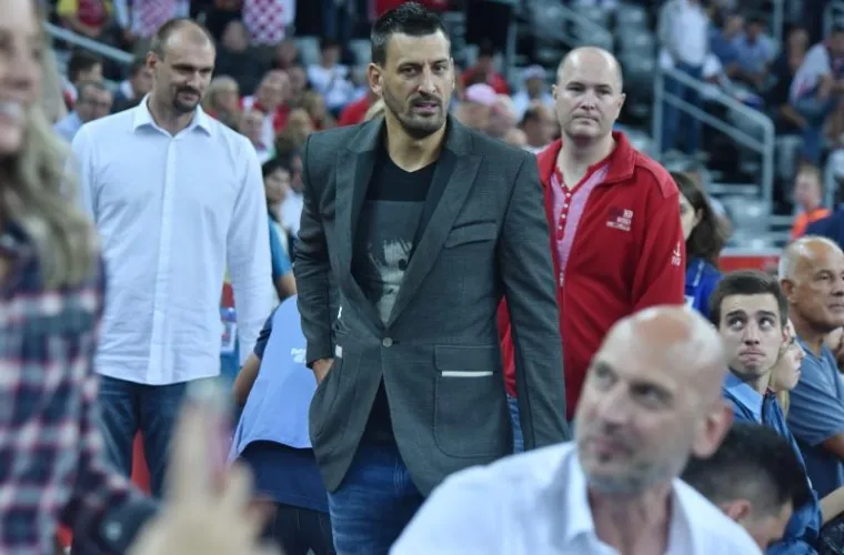 PREDSJEDNICA U DRAŽENOVOM DRESU: Pogledajte tko je sve do&scaron;ao na utakmicu