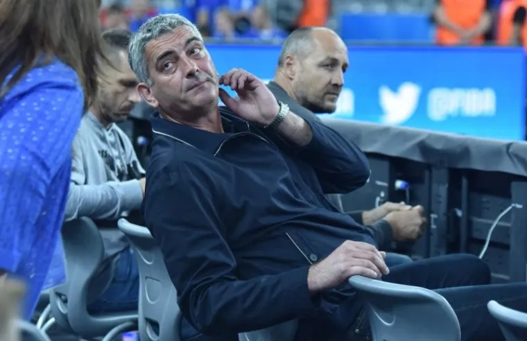 PREDSJEDNICA U DRAŽENOVOM DRESU: Pogledajte tko je sve do&scaron;ao na utakmicu