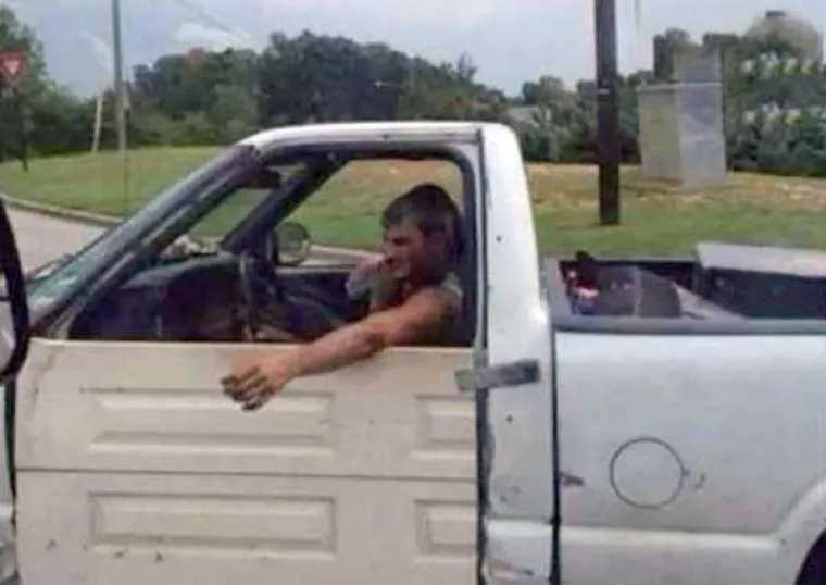 Evo, popravio sam. Šta fali?