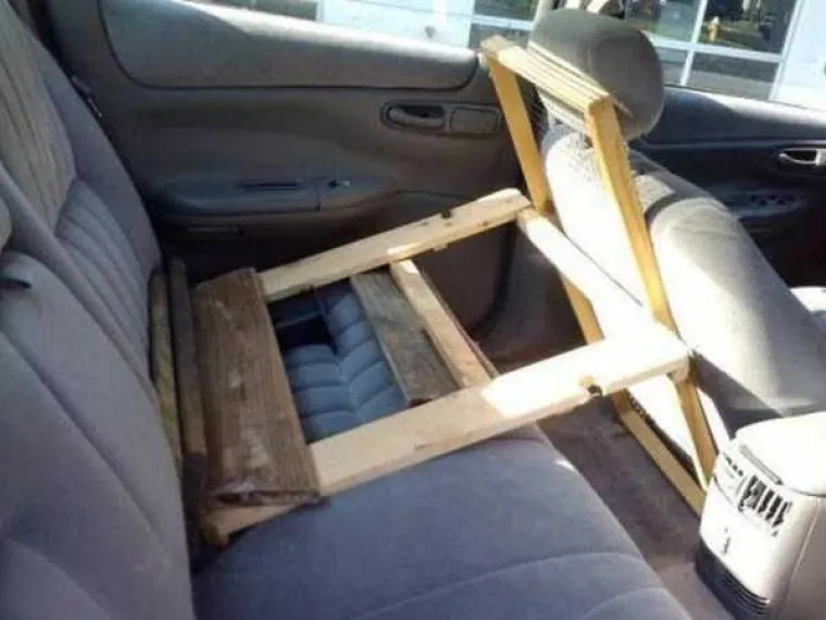 Evo, popravio sam. &Scaron;ta fali?