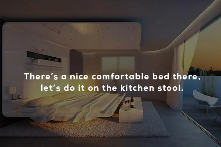 Iako postoji savr&scaron;eno udoban krevet, ajmo se poseksati na stolu.