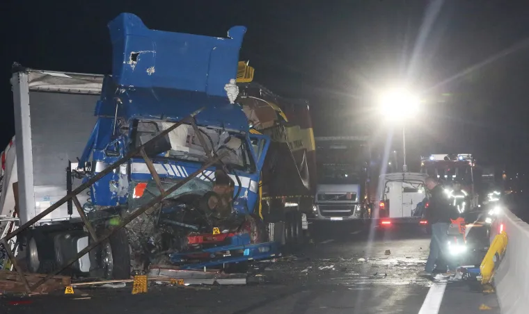 Sudar tri kamiona na autocesti A1