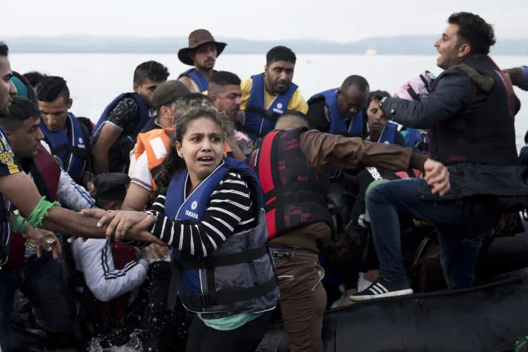 Iskrcavanje izbjeglica na obalu Lesbosa