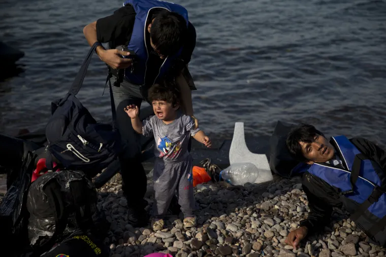 Iskrcavanje izbjeglica na obalu Lesbosa