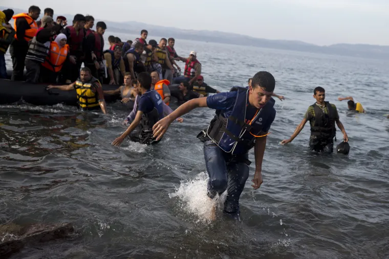 Iskrcavanje izbjeglica na obalu Lesbosa