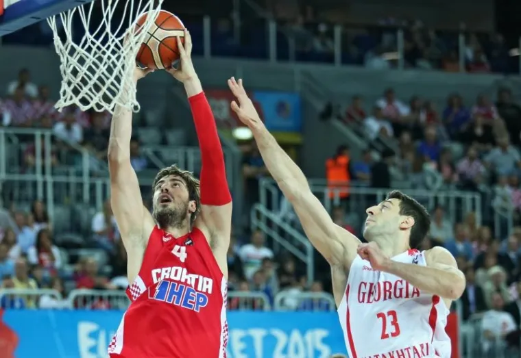 Hrvatski ko&scaron;arka&scaron;i protiv Gruzije su odigrali posljednju utakmicu u zagrebačkoj Areni na ovogodi&scaron;njem Eurobasketu. Sada slijedi put u Francusku i nokaut-faza natjecanja.