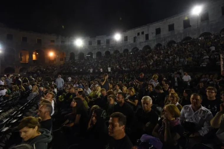 KONCERT SEZONE: David Gilmour u pulskoj Areni