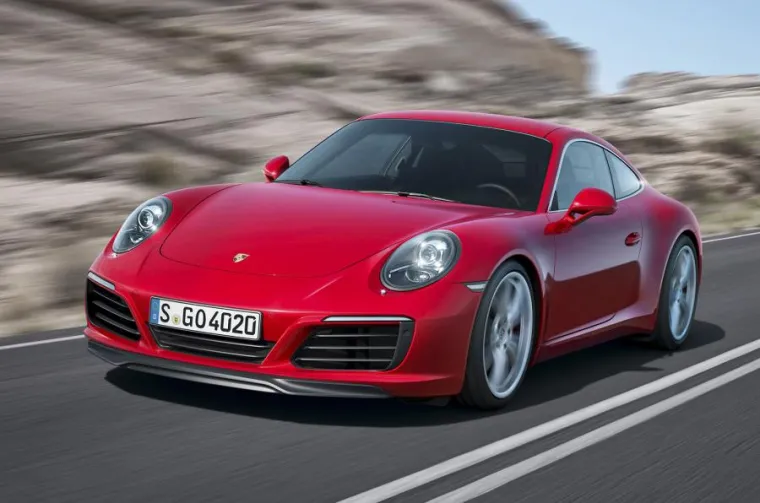 Porsche tvrdi da je 911 već napravio krug u Nürburgringu za 7 minuta i 34 sekunde - preko šest sekundi brže od suparnika