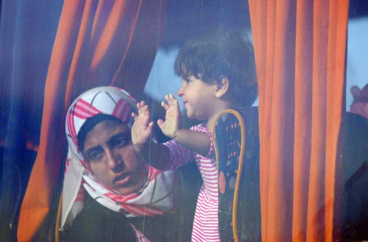 Iscrpljene izbjeglice autobusima stigle u Ježevo