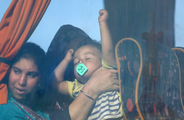 Iscrpljene izbjeglice autobusima stigle u Ježevo