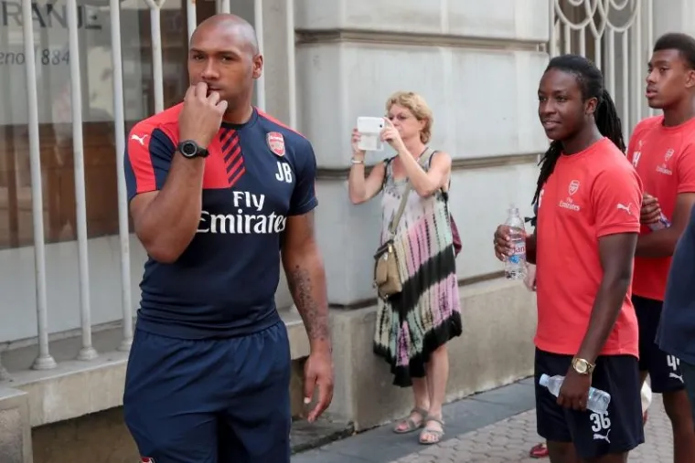 Proslavljeni nogometa&scaron; Thierry Henry izazvao pomutnju u gradu