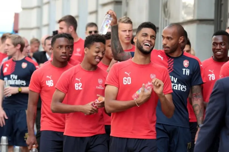 Proslavljeni nogometa&scaron; Thierry Henry izazvao pomutnju u gradu