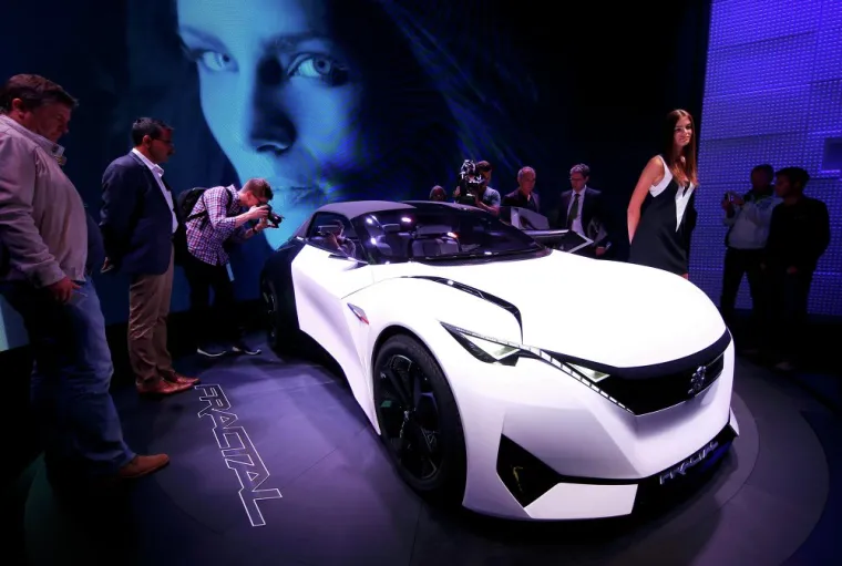 Peugeot Fractal