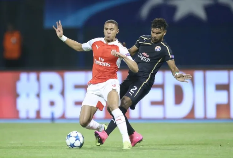 U prvom kolu Lige prvaka nogometa&scaron;i Dinama na svome su Maksimiru pred 17.000 gledatelja senzacionalno pobijedili veliki Arsenal s 2:1.