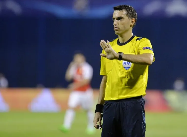 U prvom kolu Lige prvaka nogometa&scaron;i Dinama na svome su Maksimiru pred 17.000 gledatelja senzacionalno pobijedili veliki Arsenal s 2:1.